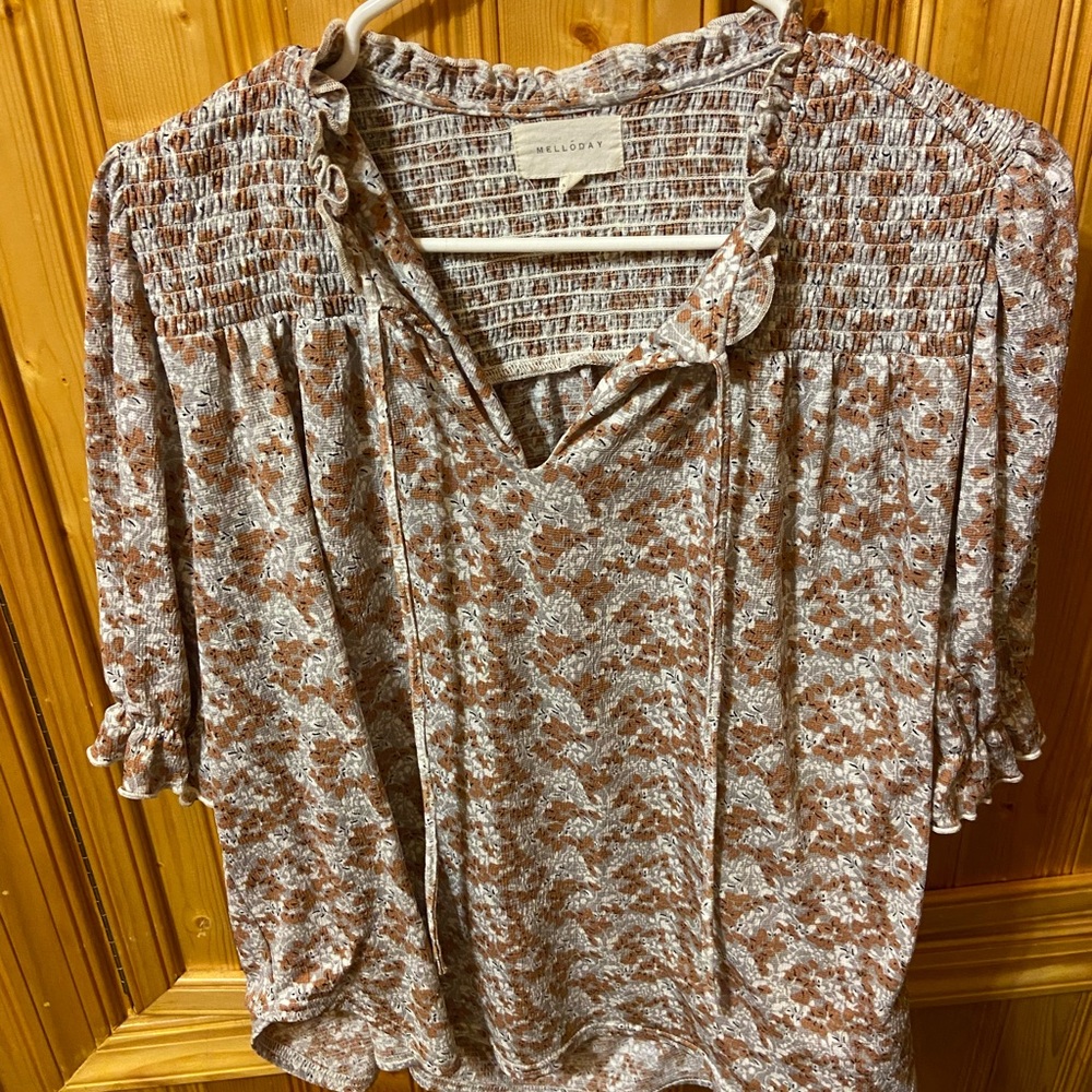 Smocked Floral 1/2 Sleeve Top